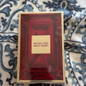 Michael Kors Sexy Ruby Fragrance RedGold eau de parfum 1.7 fl ounce vaporisateur